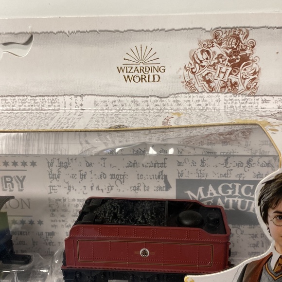 Corgi Harry Potter Wizarding World Hogwarts Express Die-cast Metal Collectible - Picture 3 of 7